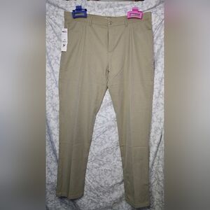 32 Degrees Men's Pants 40x32. Brand New With Tags. Tan Khaki